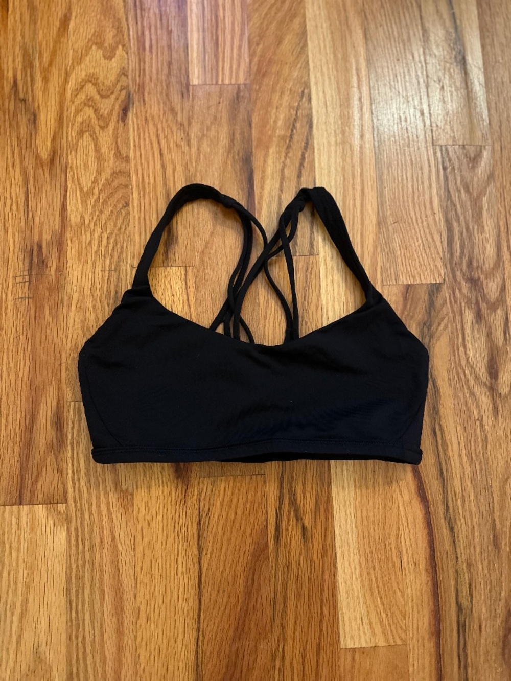 Lululemon Sports Bra Size 4 Black Strappy Cross Back Yoga Workout Bra